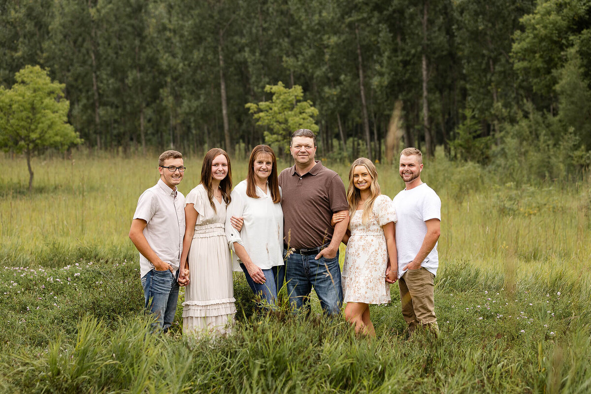 Full family session portrait taken by Jennifer Brandes Photography.