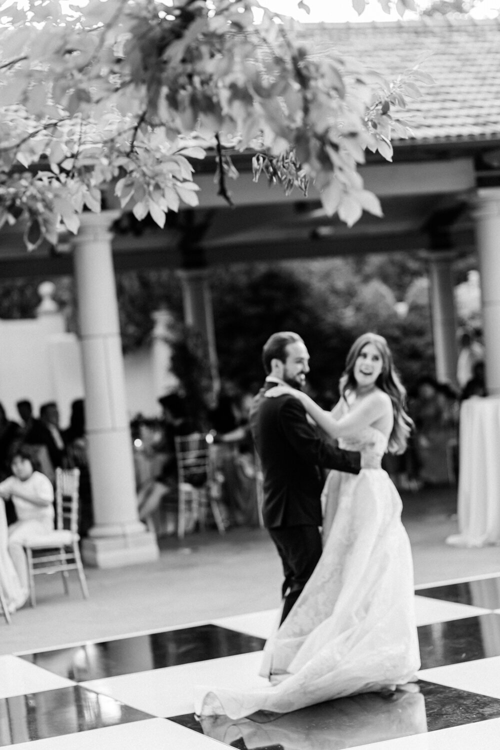 M+E_Broadmoor_Lakeside_View_Luxury_Wedding_Milk_Glass_Productions_by_Colorado_Wedding_Photographer_Diana_Coulter-24