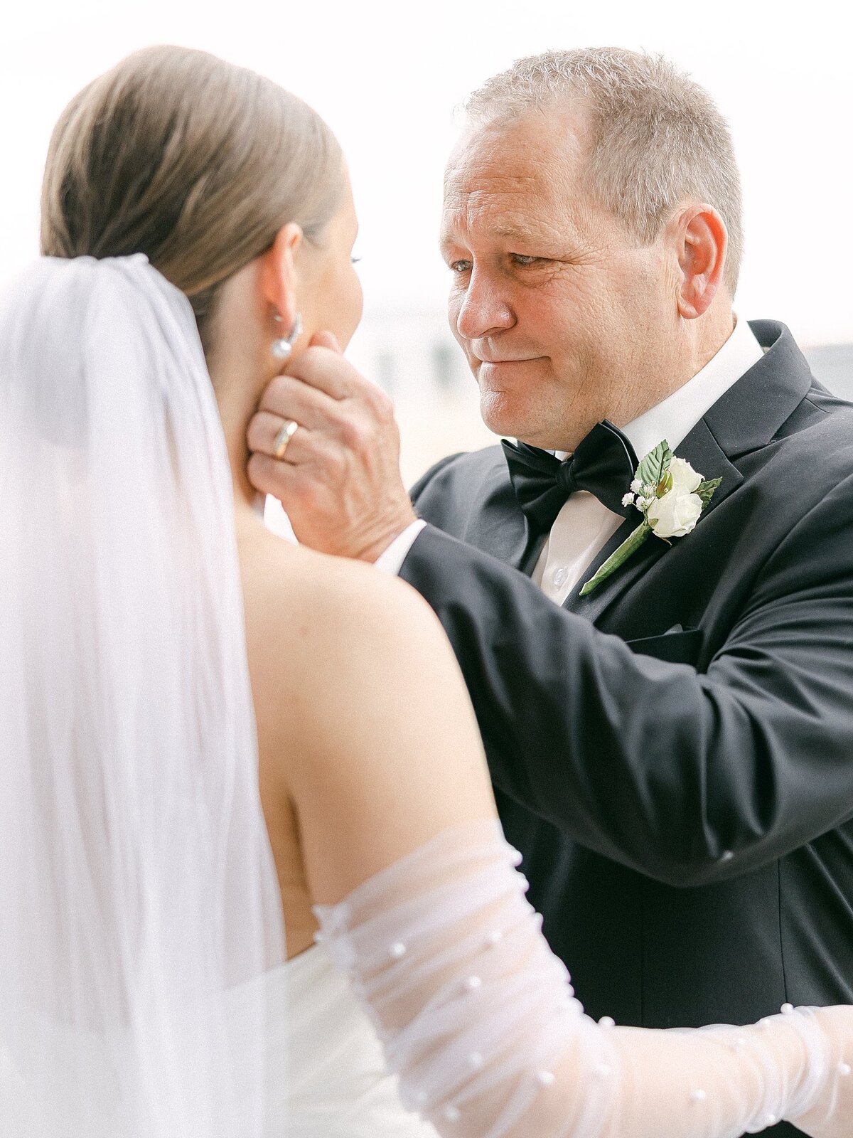 Jasper Hotel Downtown Fargo ND Wedding Photographers