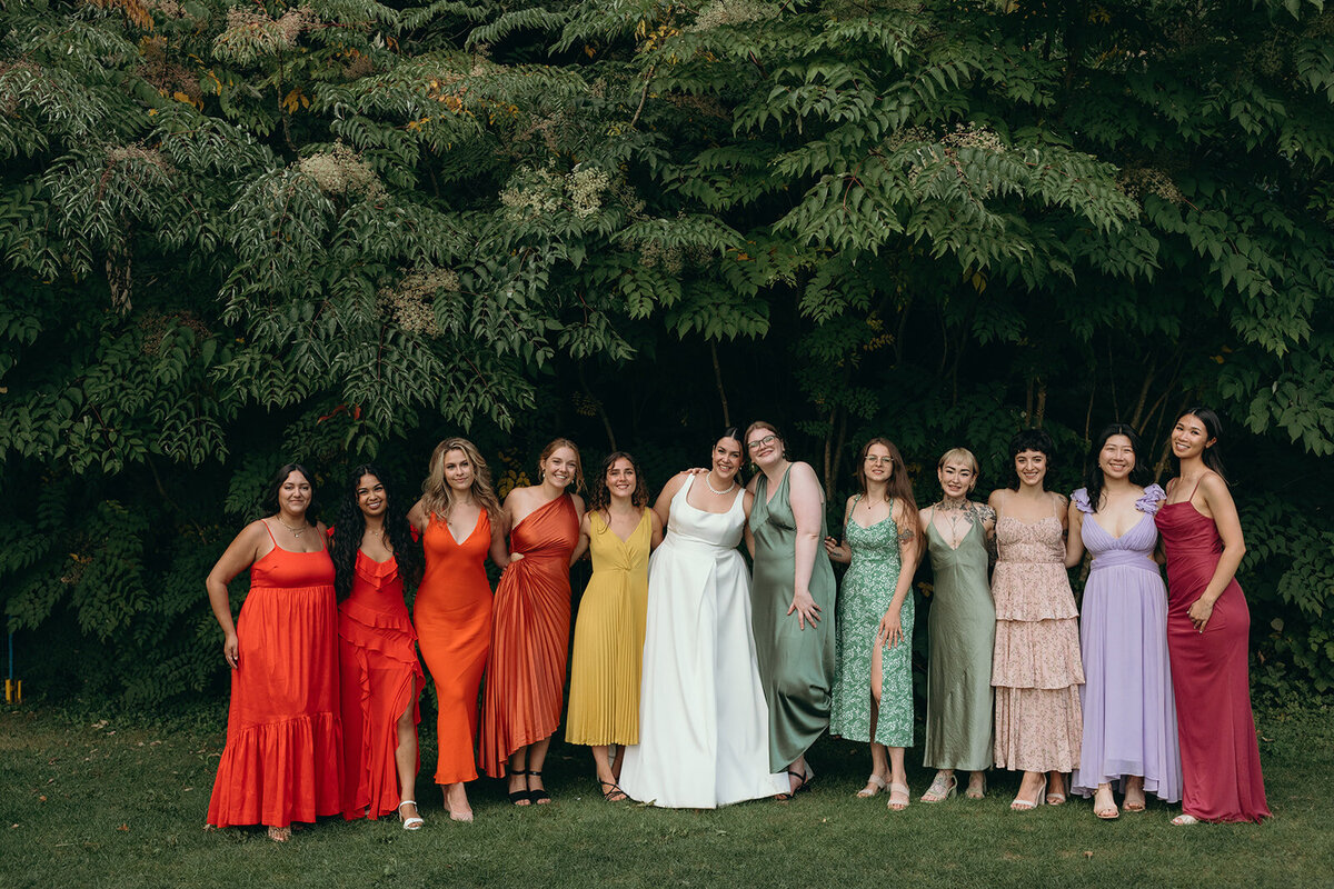 bride-bridesmaids-hart-house-wedding-portrait-thegodards
