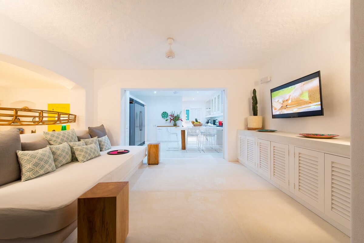 03-3-Careyes-Mexico-Properties-Villas-Casita-Azul-Living-Room010