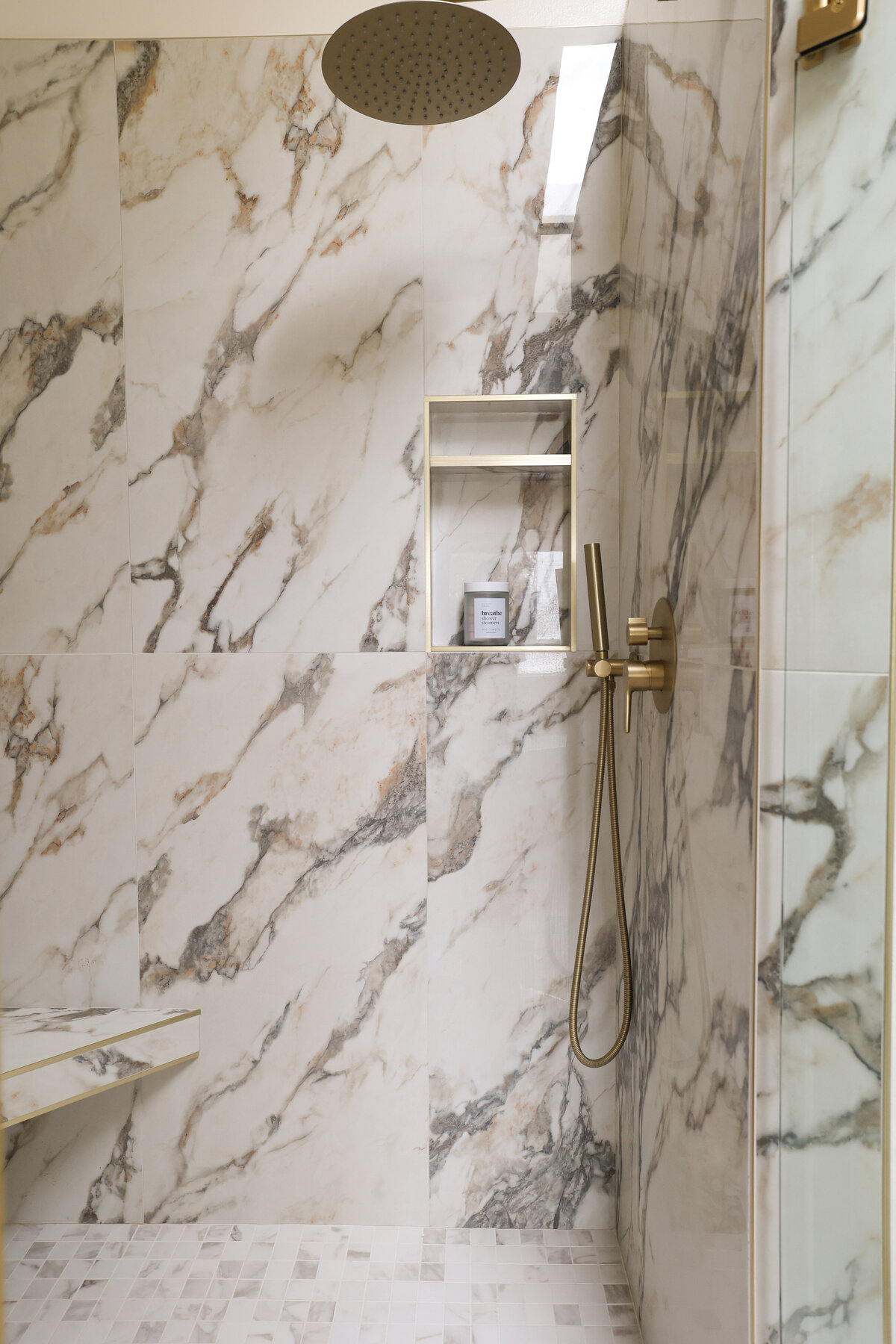 Shower_Detail_04