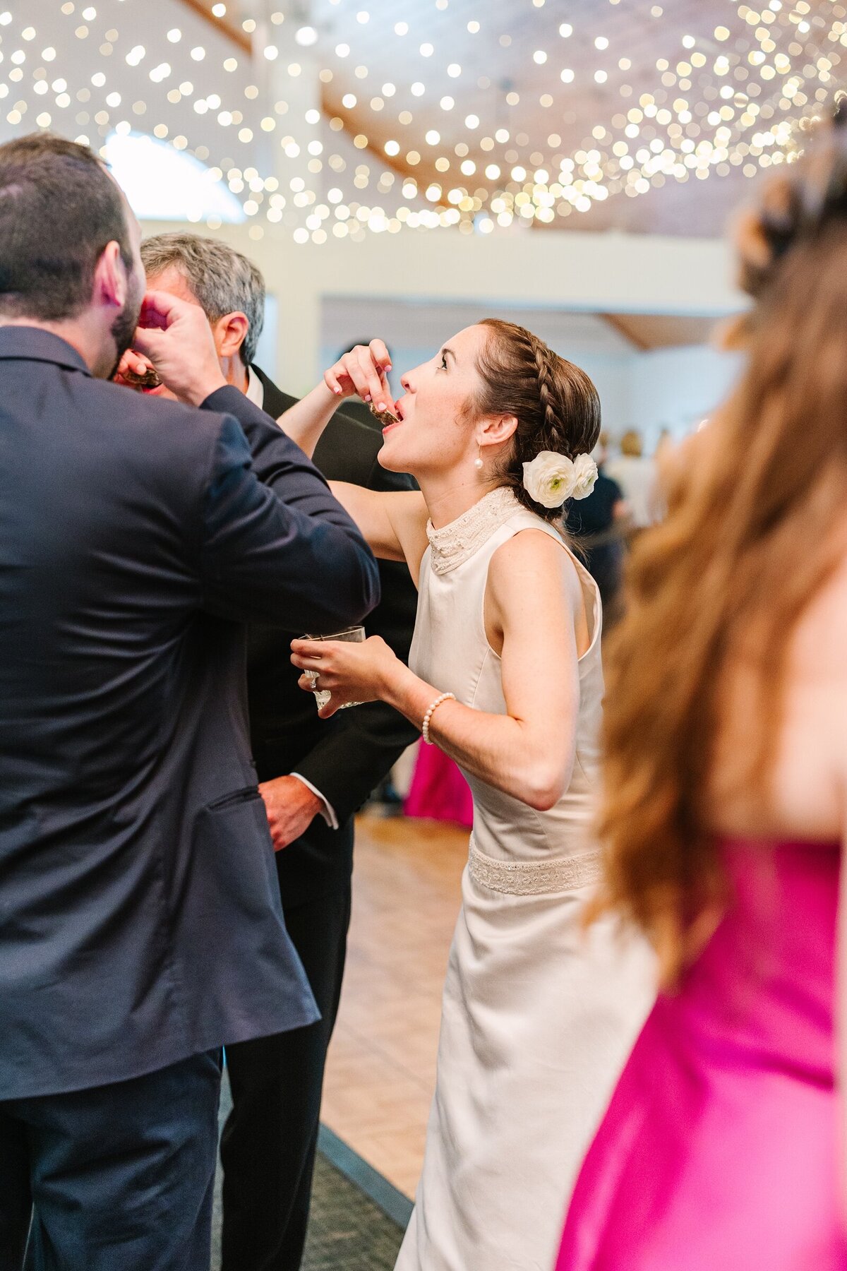 Modern_Black_Tie_Rainy_Summer_Wedding_Spruce_Point_Inn_Maine_Photography_0071