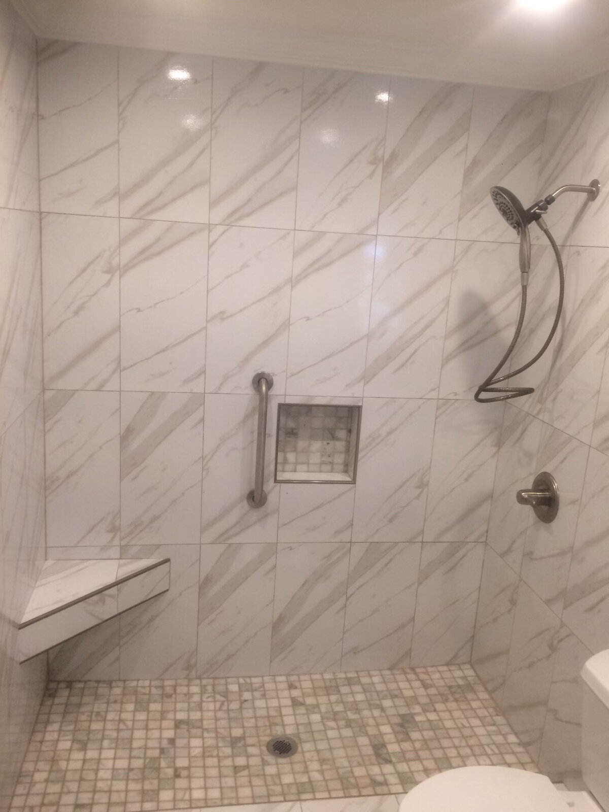 Bathroom23