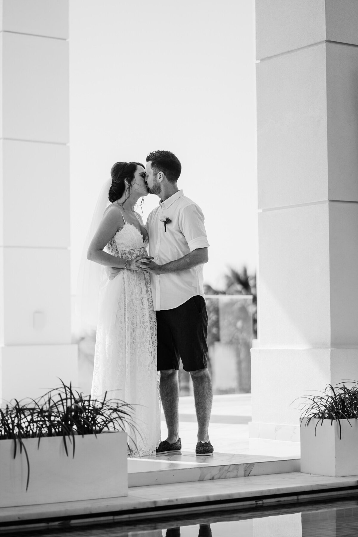 20-09-29 - Sarah & Adam FB-39