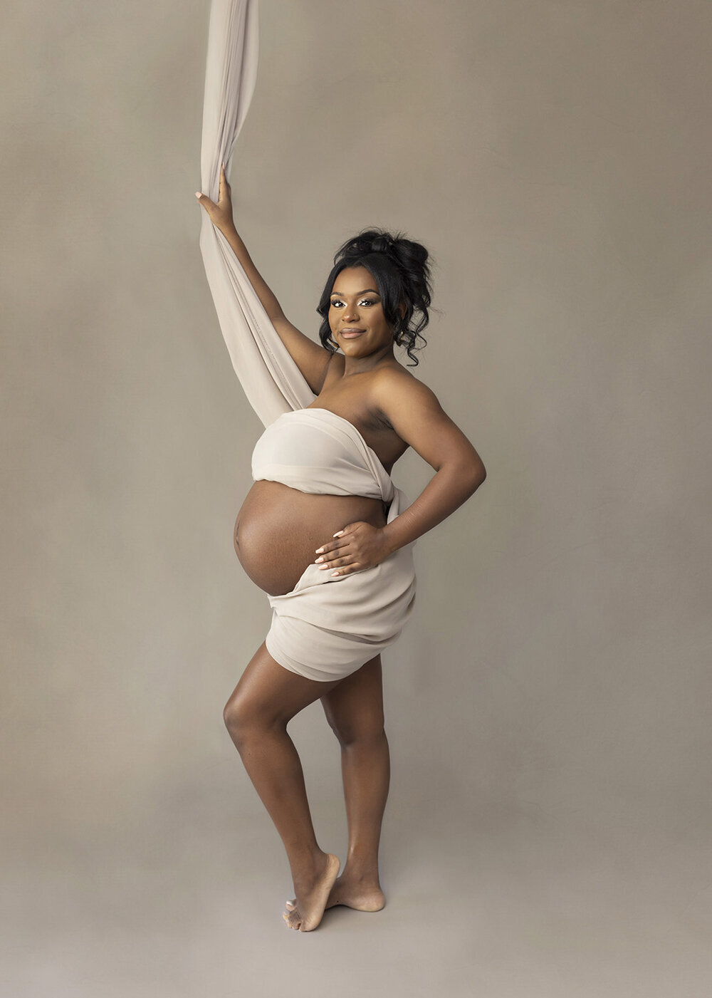 MATERNITY_PREGNANTWOMAN_BLACKWOMANCREAMBOHO