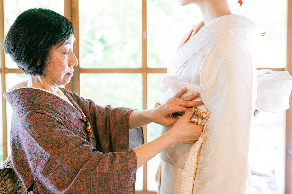 studio-dukesa-amy-huang-fine-art-destination-wedding-film-photography-showit-design-partner-hakone-19