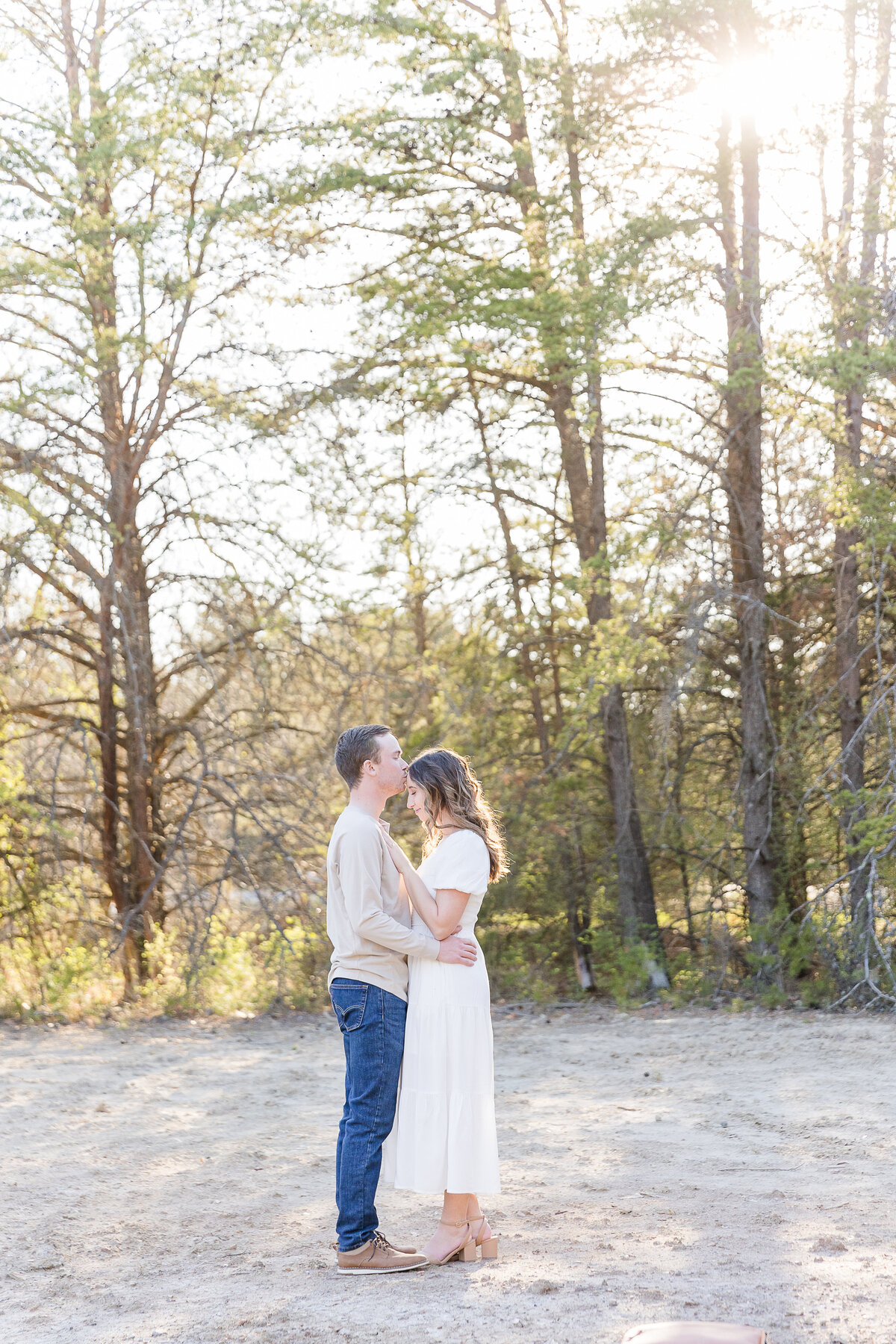 Engagement photographer Jefferson city and Columbia Mo