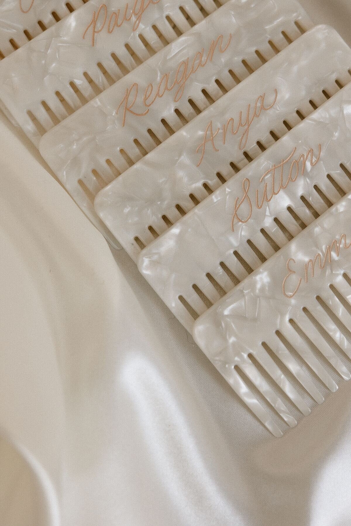 calligraphy-combs-nyc