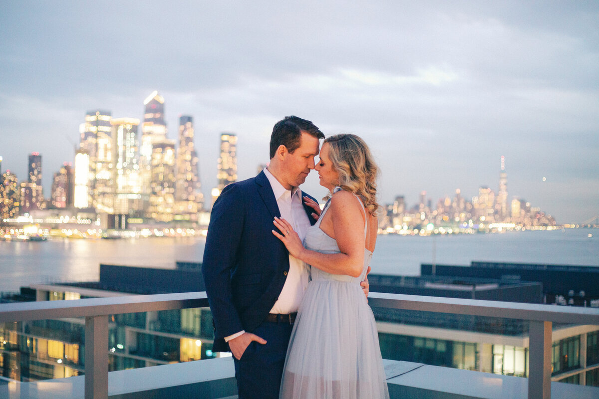 K+K_NYC_Luxury_Engagement_Photo_Clear Sky Images-199