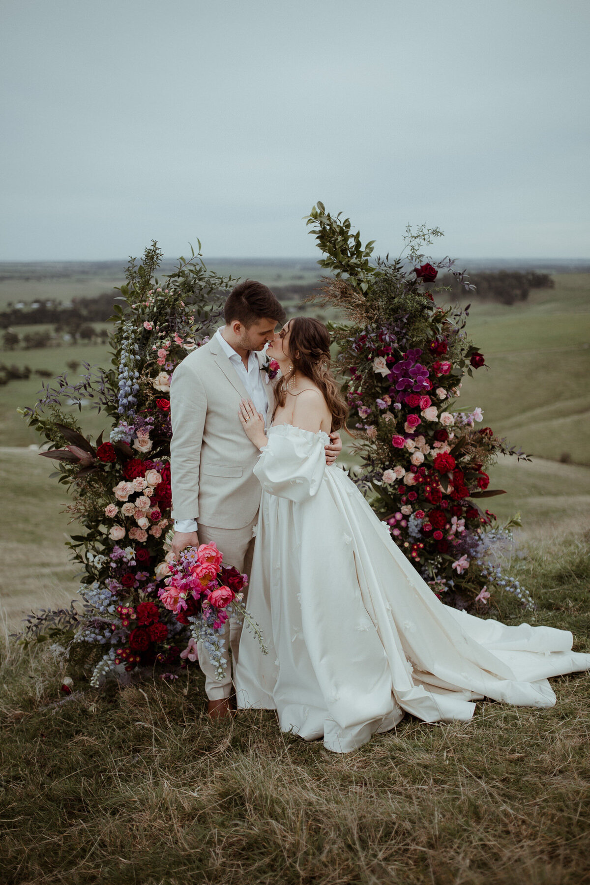 romantic-whimsical-elopement-country-victoria-121