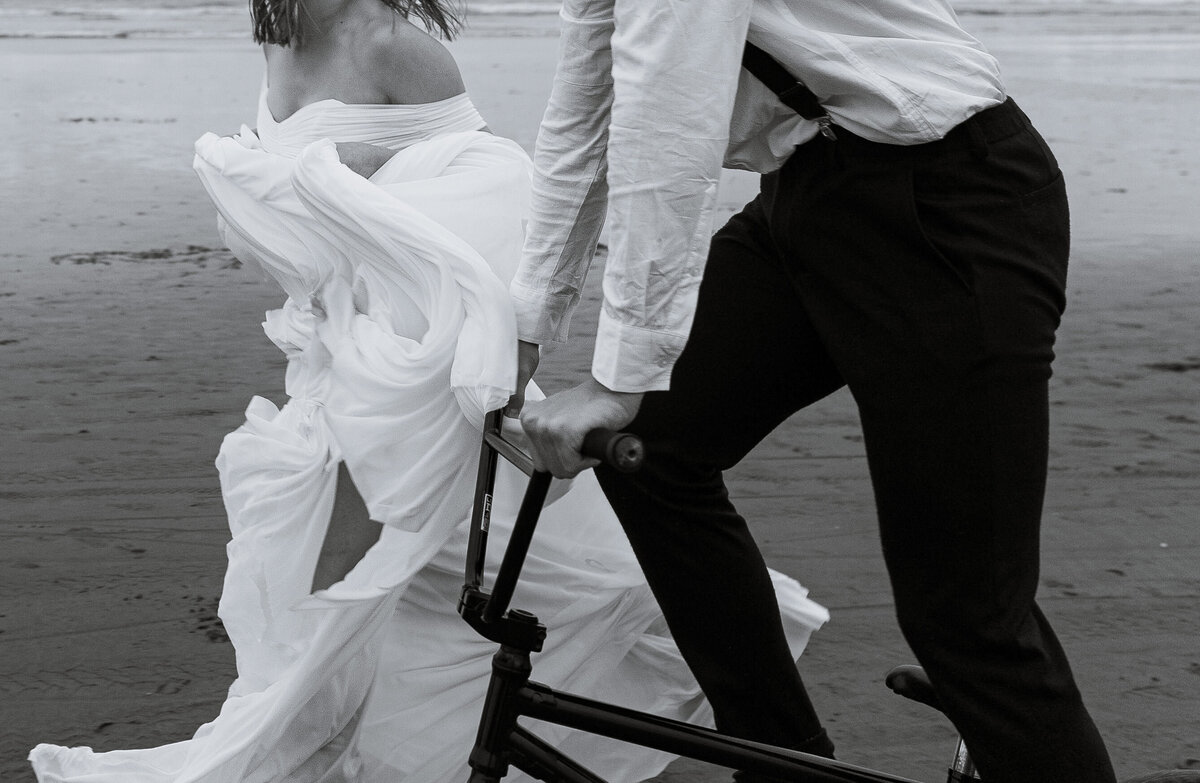 -cannon-beach-oregon-coast-elopement--86