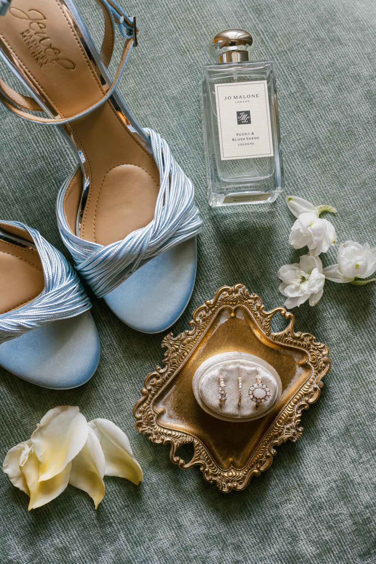 Latrobes-on-royal-new-orleans-wedding-photographer-zimmerman-1