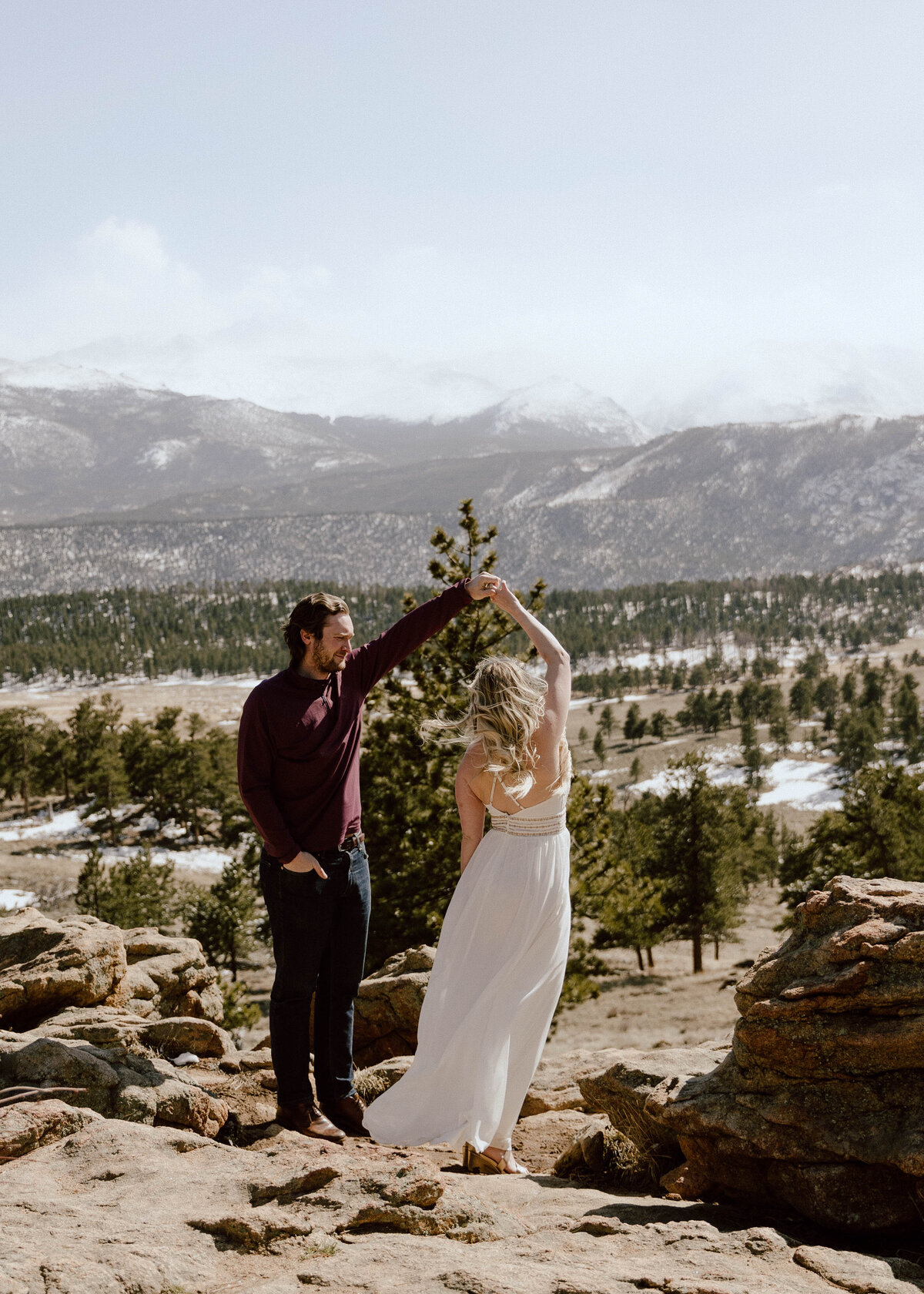 ashlynnshelbyphotograhpy_ 3m curve _ Rocky Mountain National Park Engagement Shoo-22