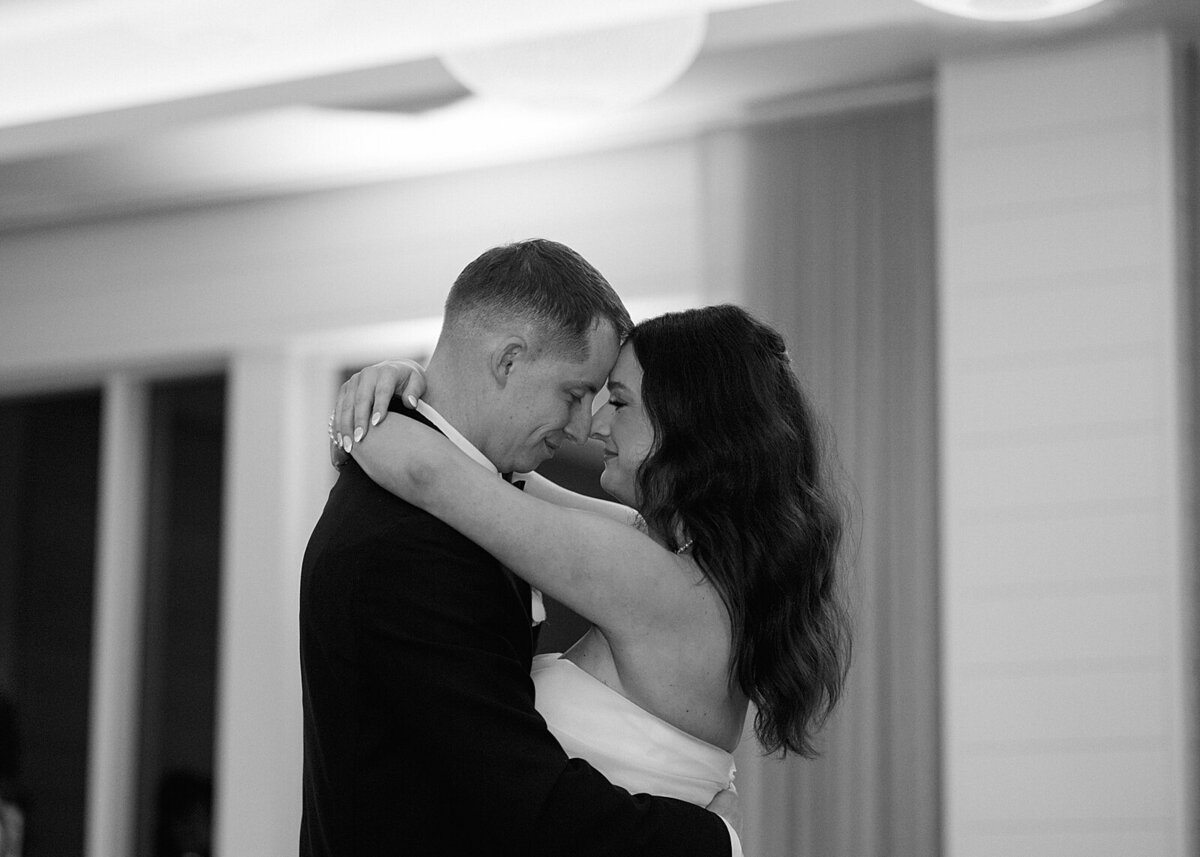 Lido-Beach-Resort-Wedding_0093