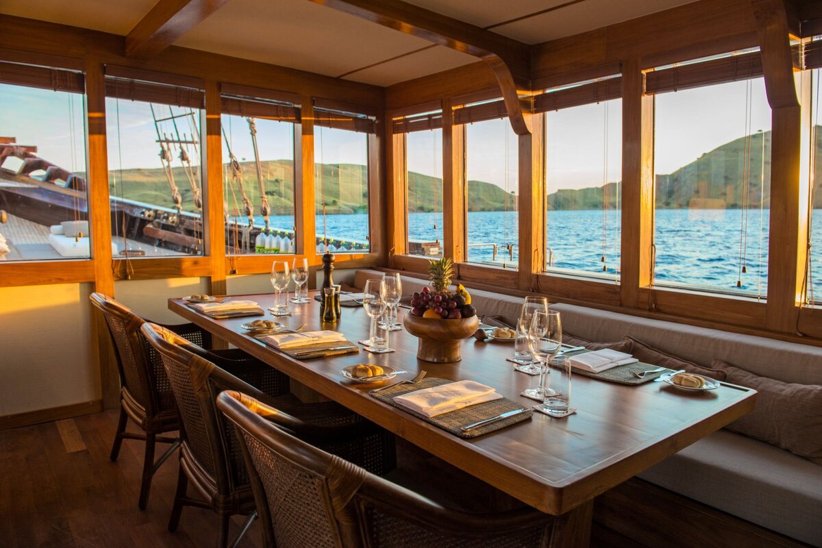 Amandira Luxury Yacht Charter Indonesia  Interior Dining