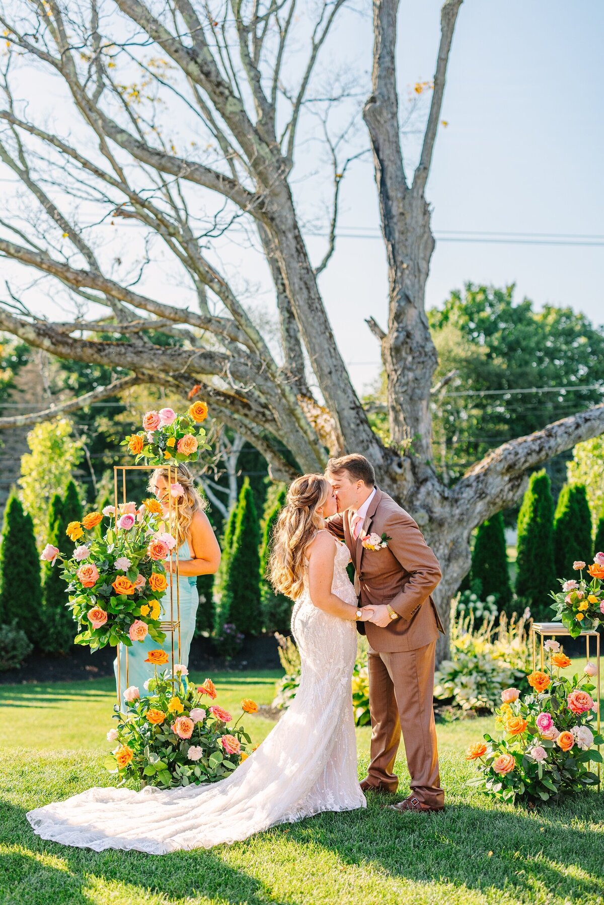 Vibrant_Palm_Springs_Inspired_Red_Barn_at_Outlook_Farm_Summer_Photography_Maine_Wedding_Photographer_0059
