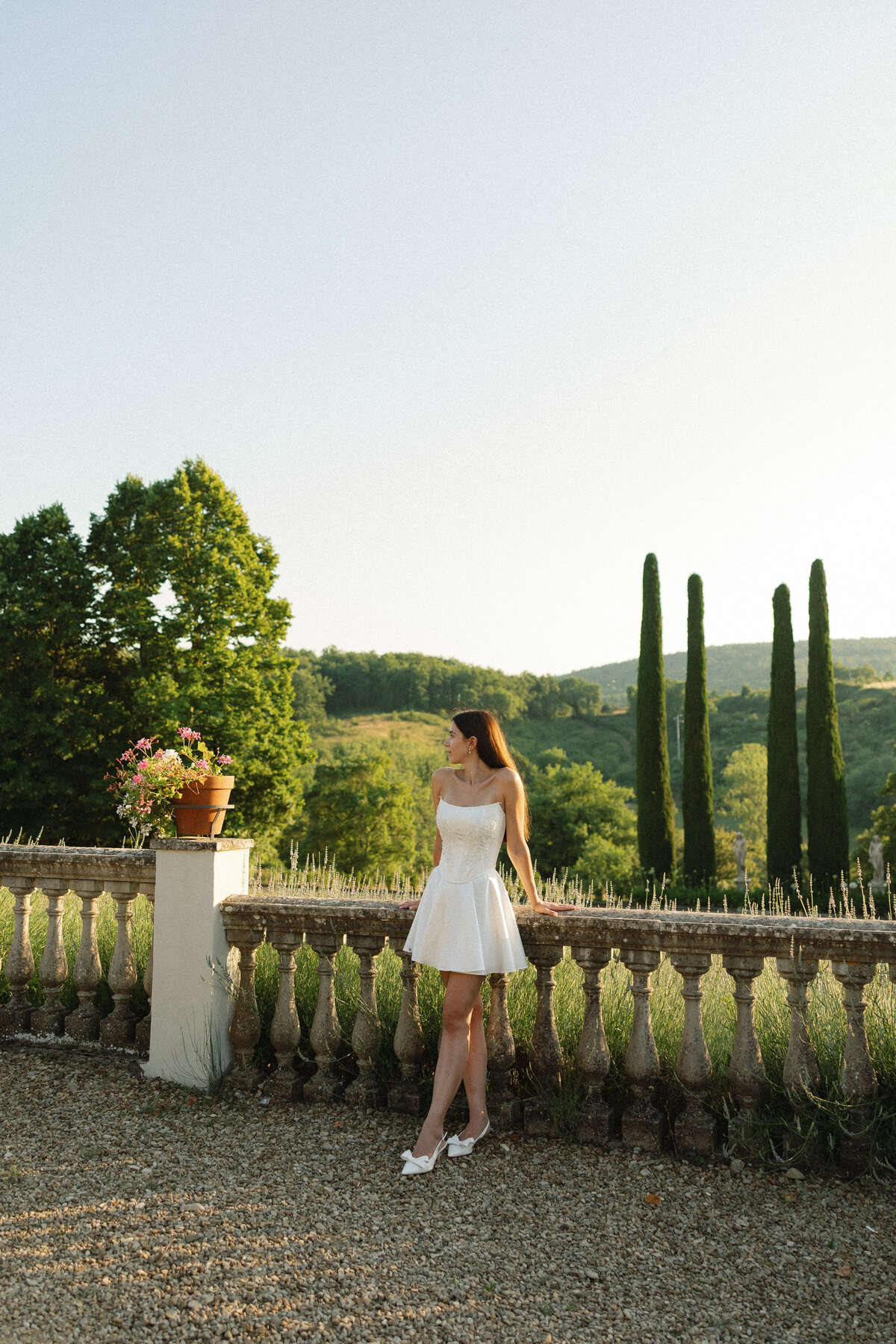 Romantic bridal portraits in the gardens of Villa La Selva