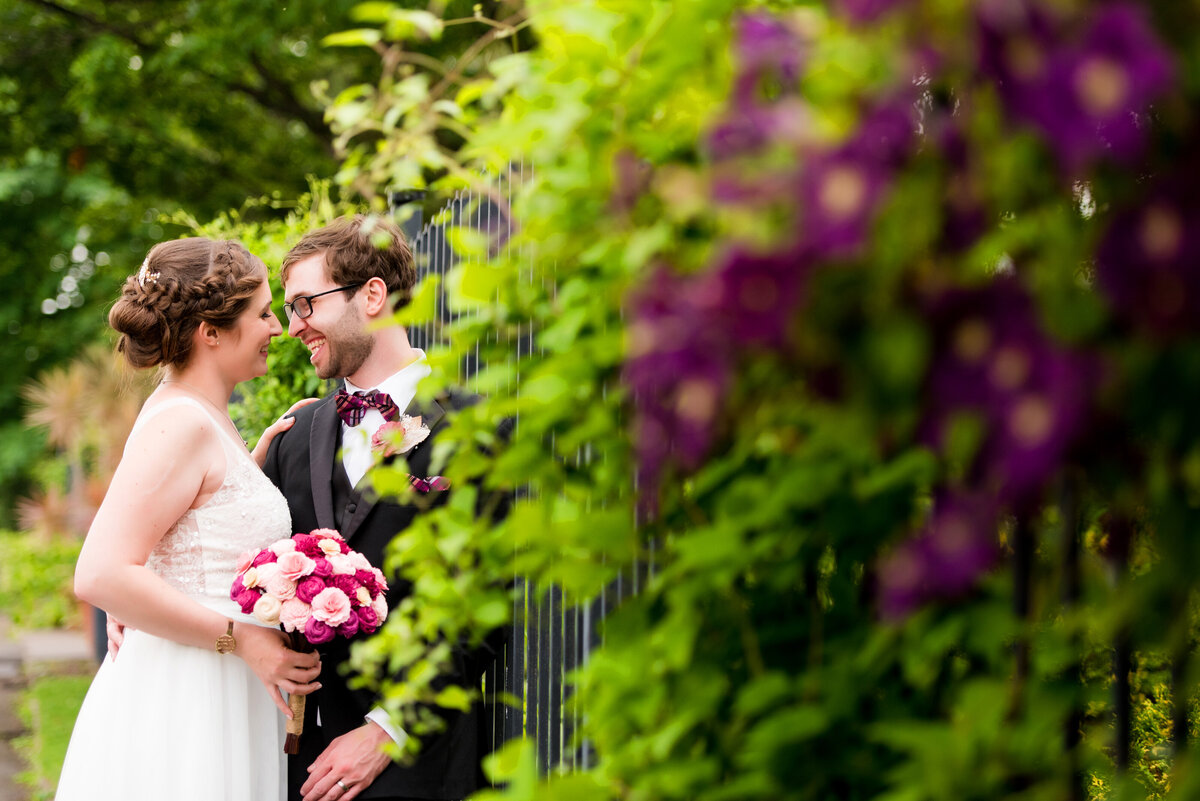 wedding pictures in the sunken garden at phipps conservatory