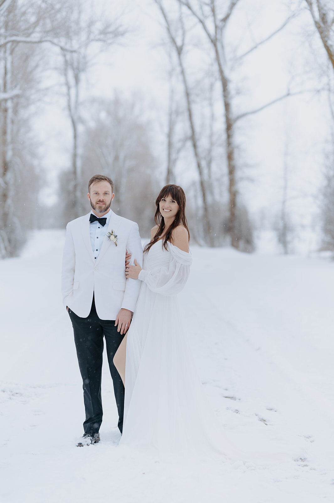 Winter-Elopement-B-T-428