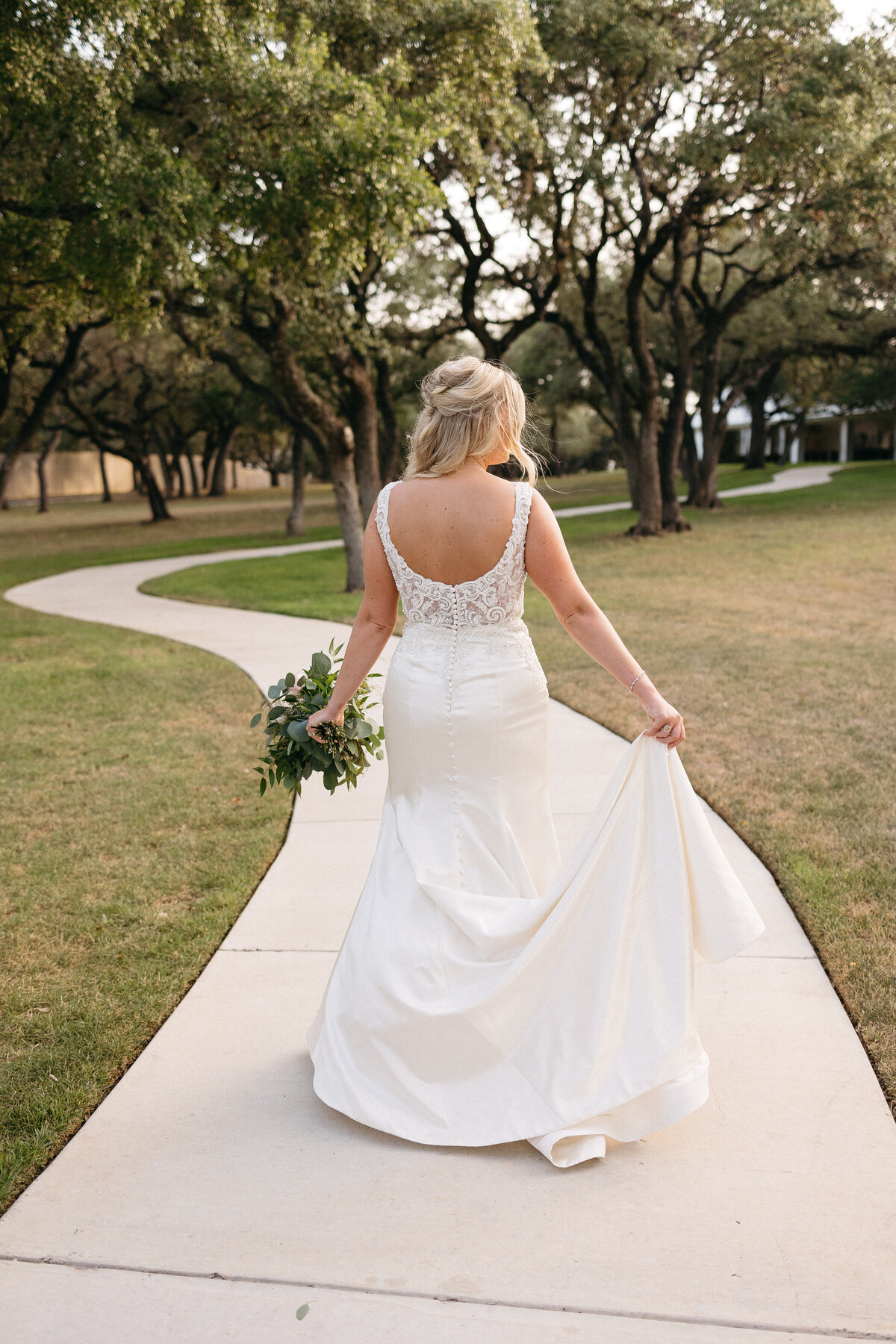 Gruene-tx-bridal-photographer-leah-thomason-6