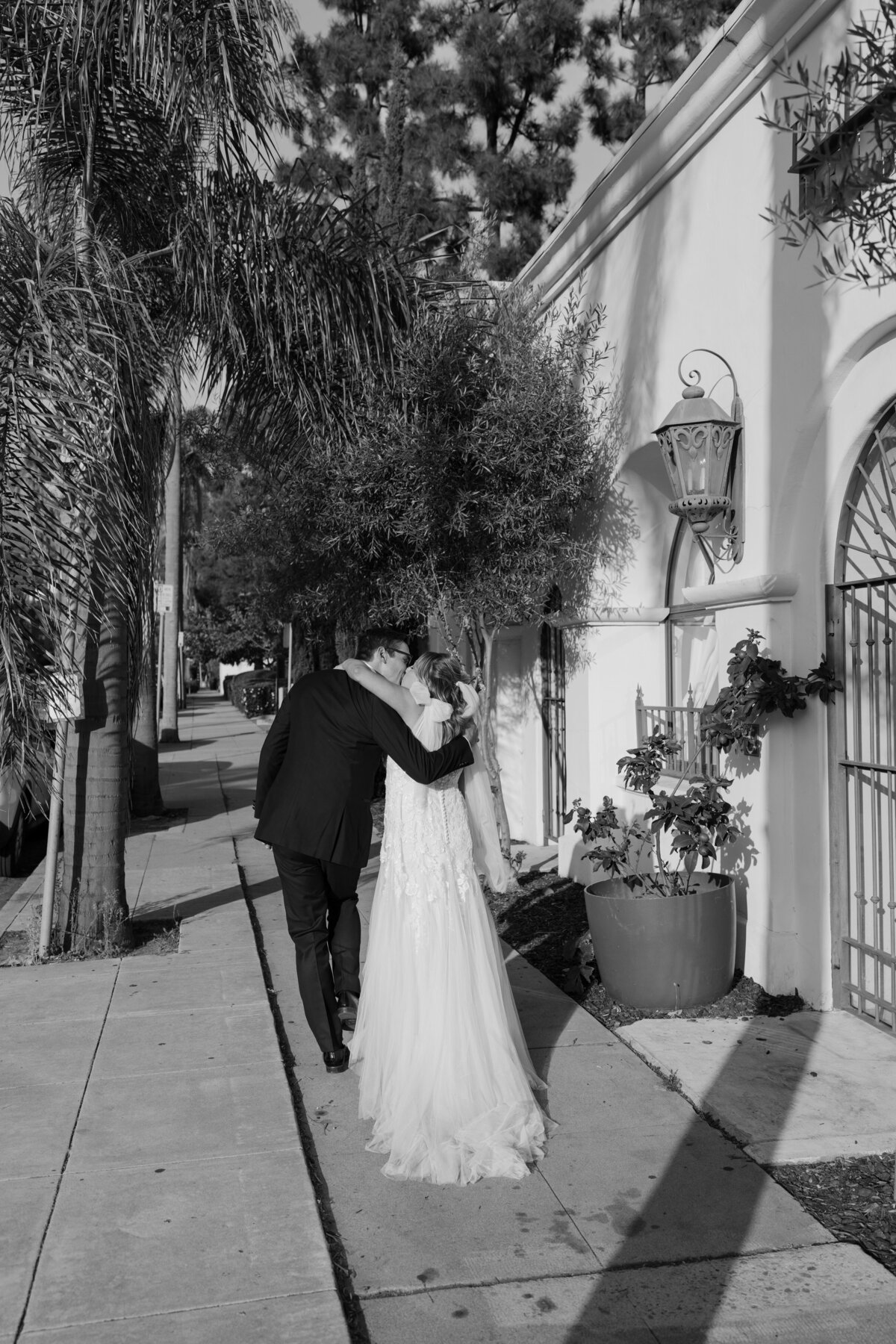 Santa-Barbara-Courthouse-Wedding-Villa-and-Vine-614