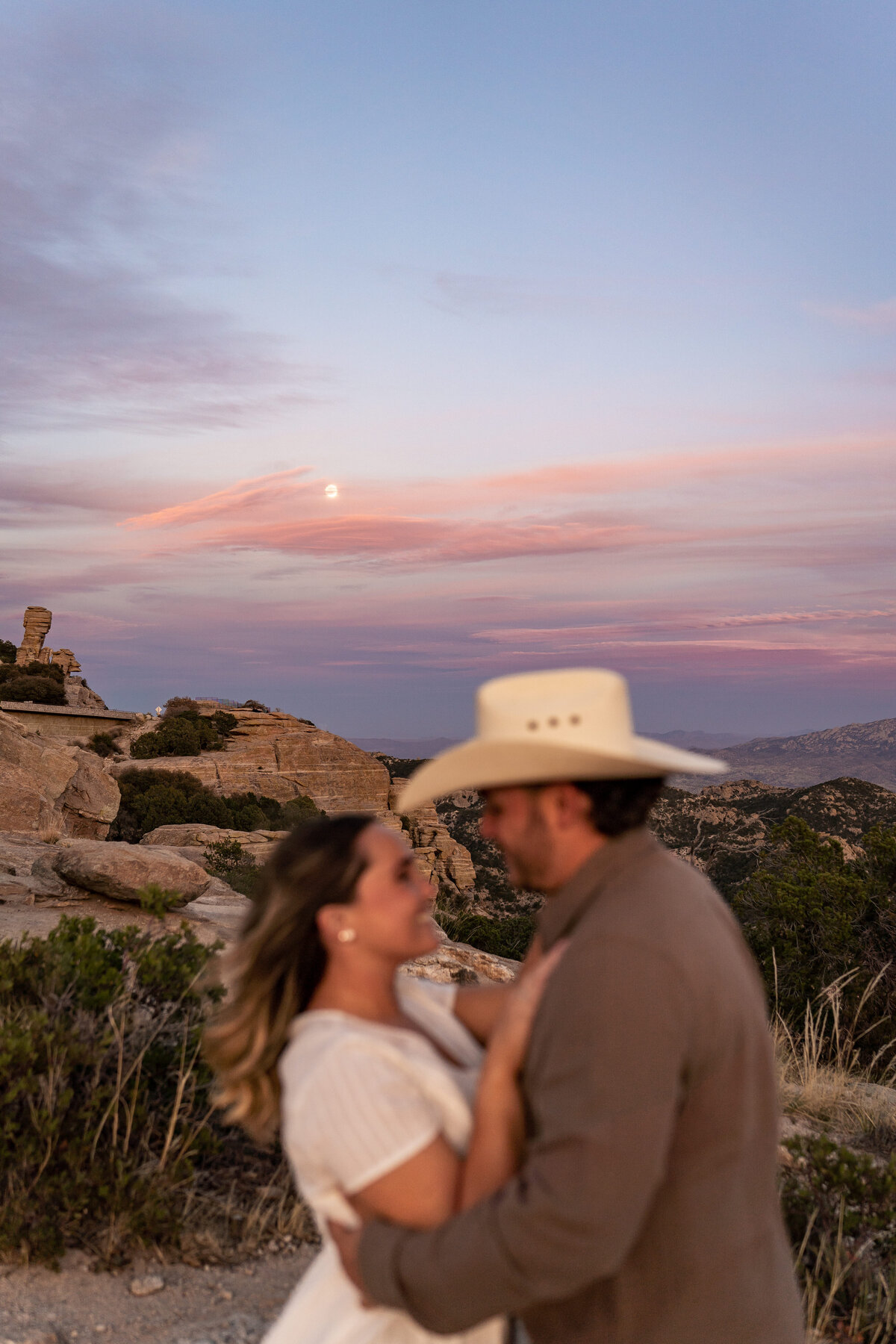 mount lemmon tucson engagement photo shoot (5)