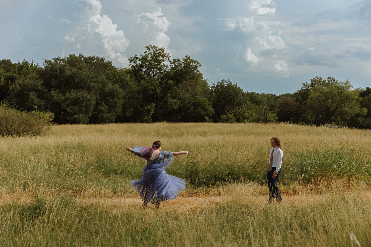 alternative-cinematic-texas-elopement