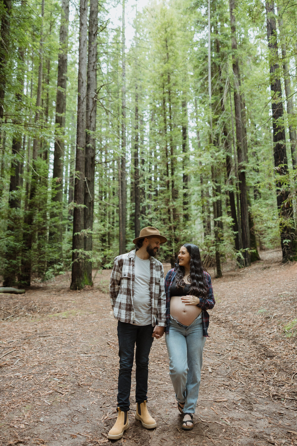 Kaila and Aaron - Maternity Photoshoot  - Sep 2025 - JessicaCarrollPhotographer-43
