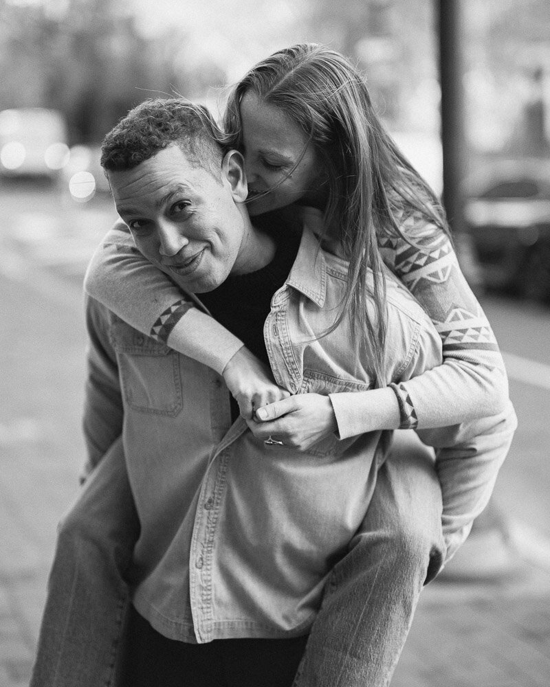 true to life photographer - engagement session in washington square philadelphia-1