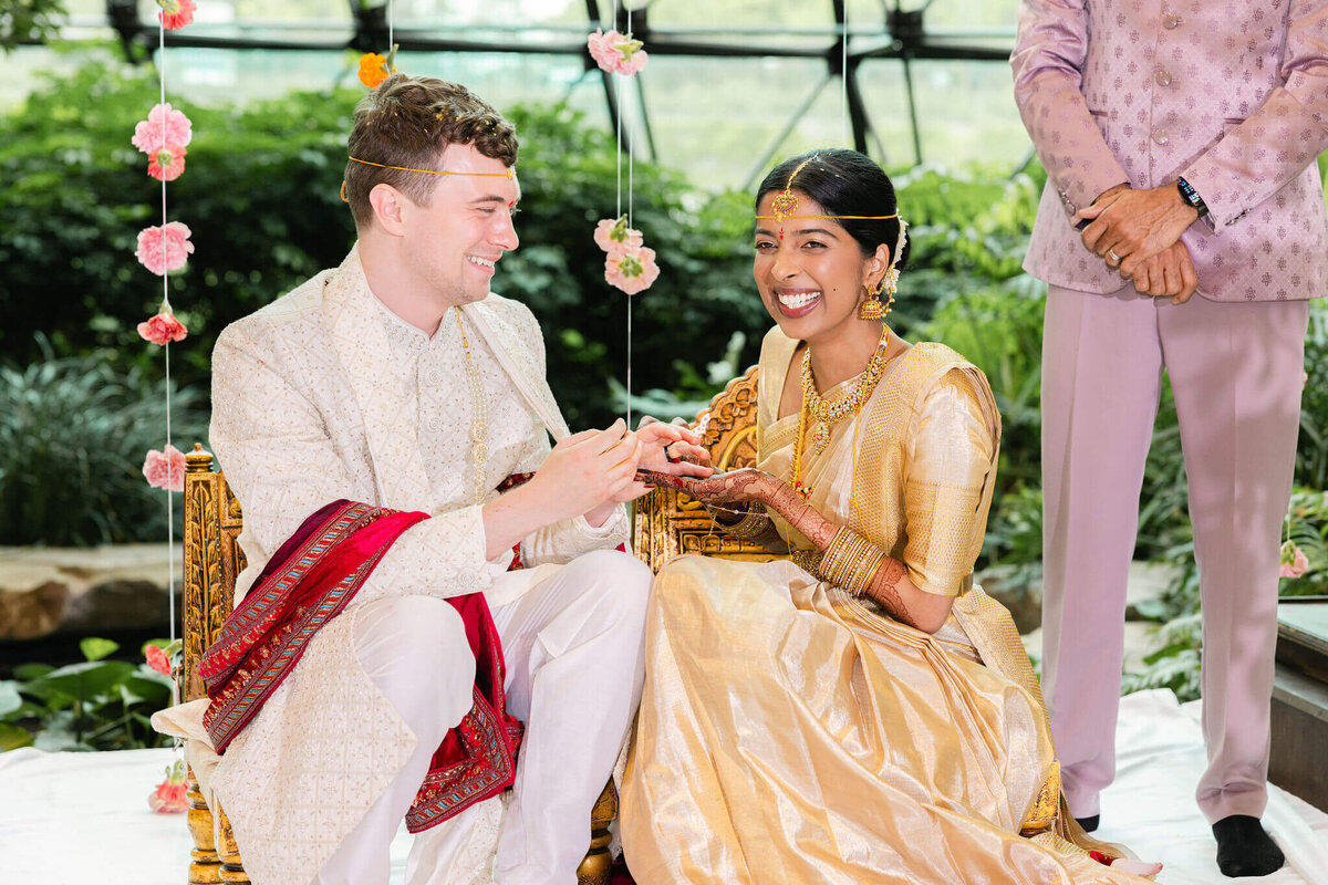 detroit-engagement-session-stylish-couple