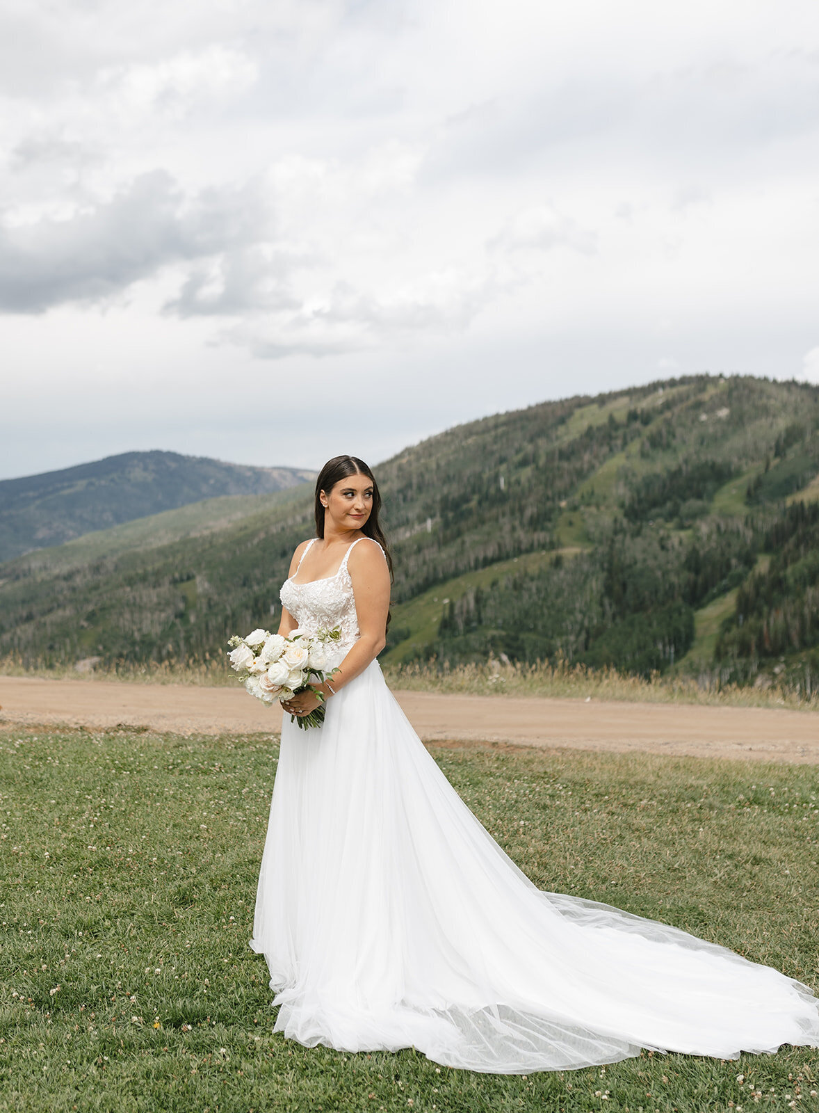 Champagne Powder Room- Mikaela & Drew (9)