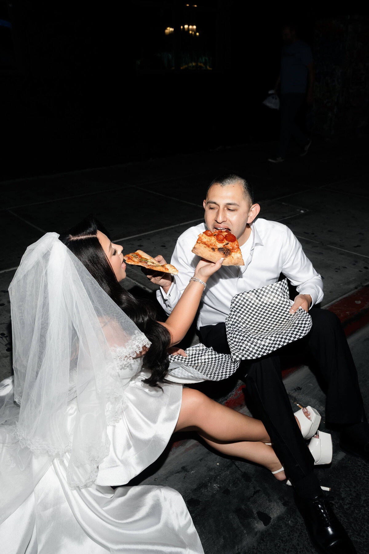 14_riskyexposure_las-vegas-elopement-photography