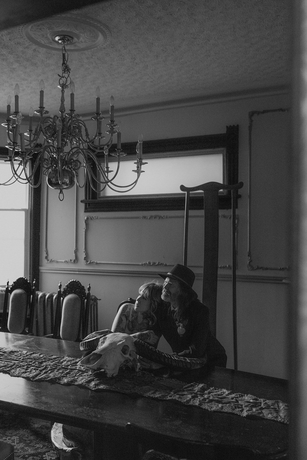toronto-city-elopement-darling-mansion-wedding-photogrphy-intimate-modern-stylish-2503