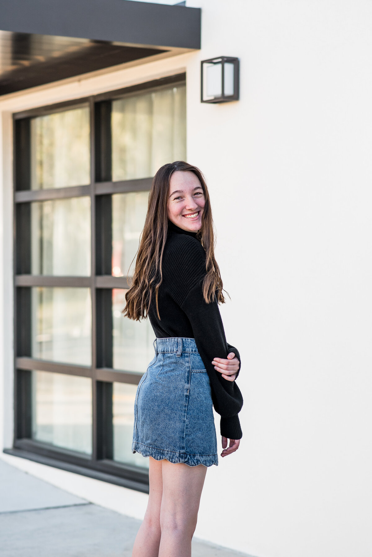 Ella-18