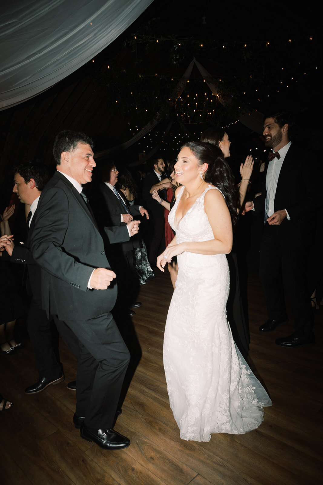 Michelle-Behre-Photography-Lisa-and-Joe-Perona-Farms-Andover-NJ-Wedding-Photographer-167