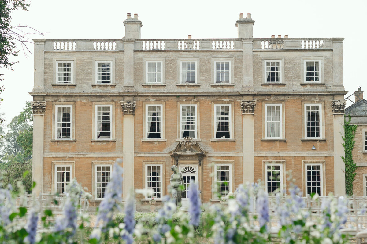 Elegant Wedding at Hinwick House, Northamptonshire - Destination Wedding Photography-109