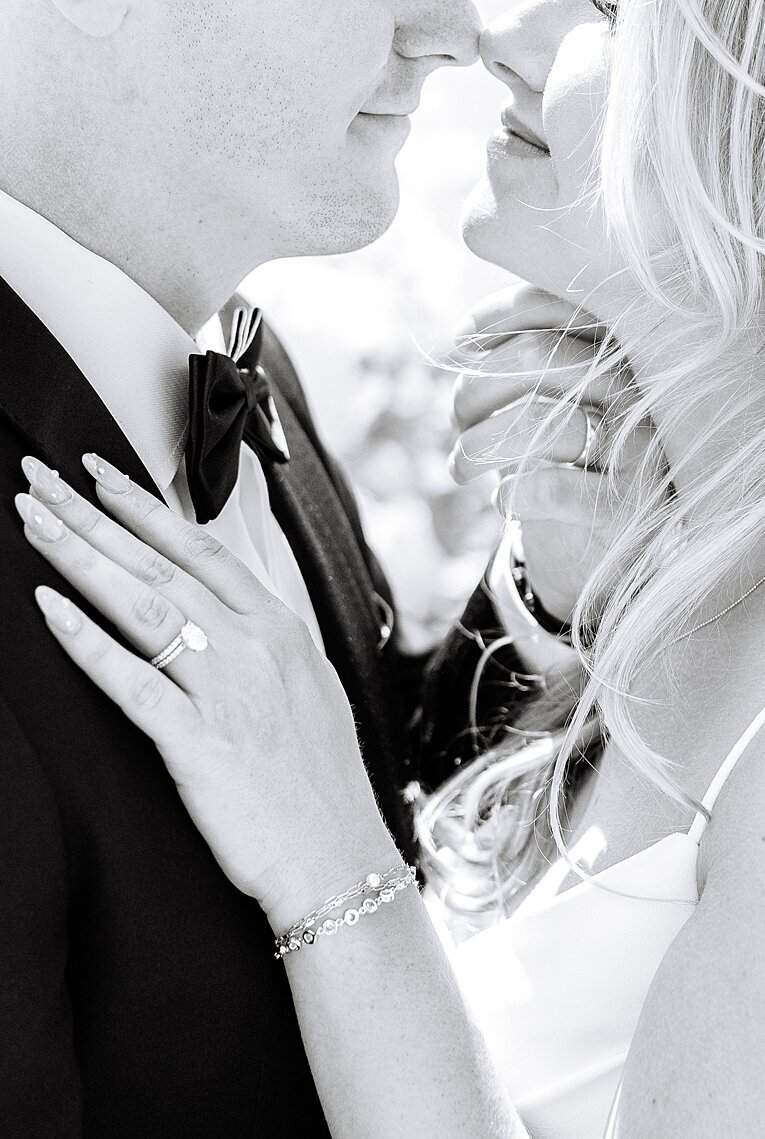 bay-pointe-woods-shelbyville-grand-rapids-michigan-wedding-photographer_0010
