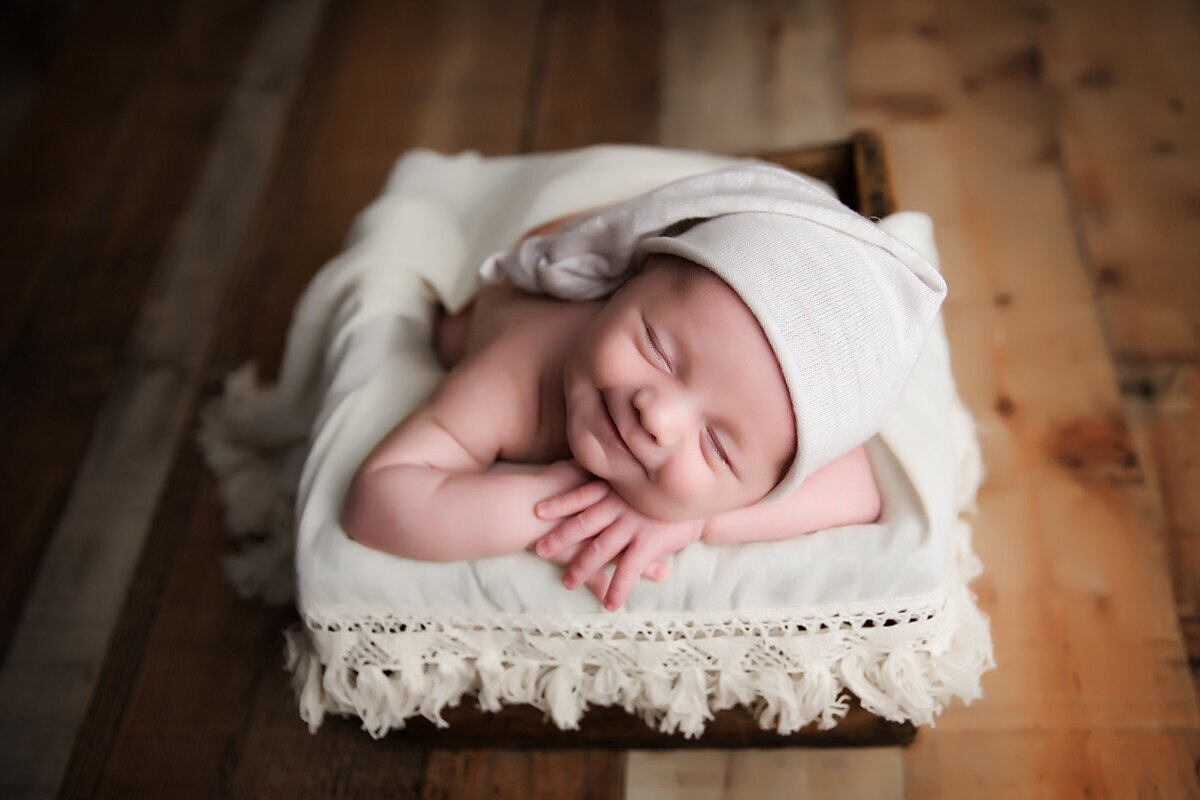 Evansville-Newborn-Photographer_1731