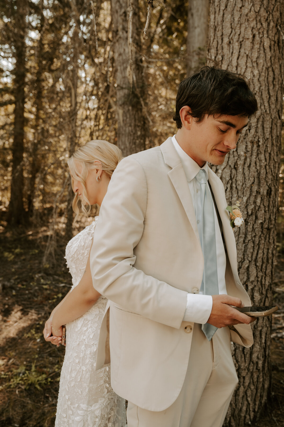 Madi & Peter -- Wedding - sneak peeks-28 2