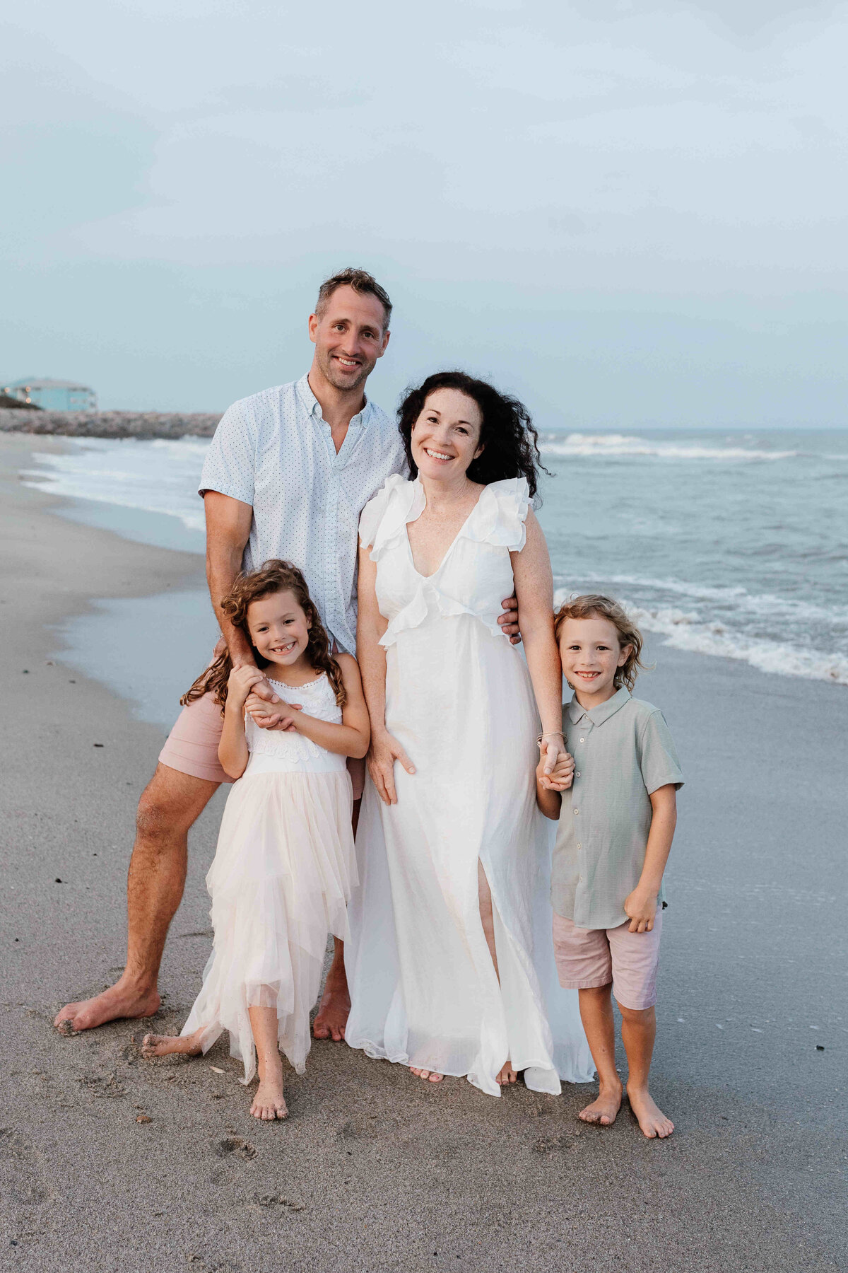 JCranePhotography_FamilyPhotographer_BeachMinis26