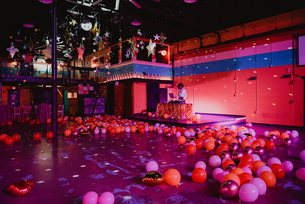73.eastside-bowl-bowling-alley-prom-inspired-wedding-modern-vintage-events