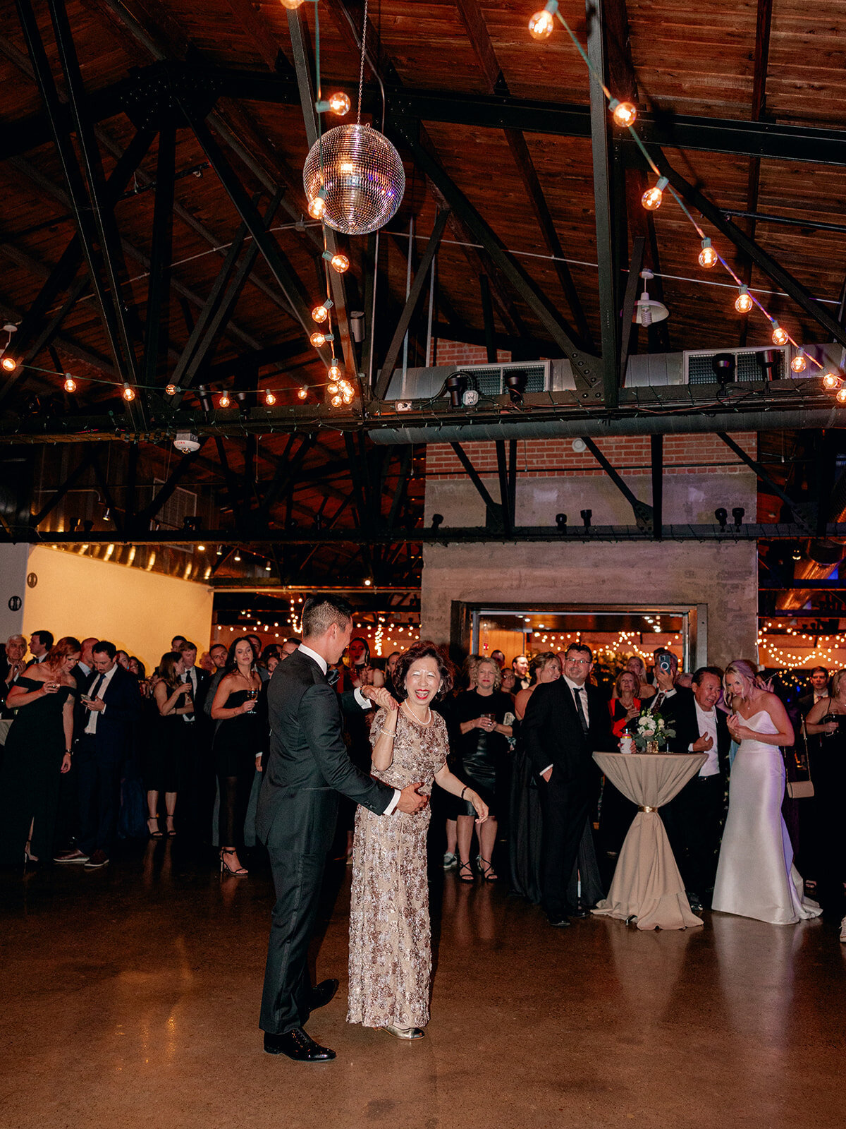 20223-11-11_Katie+DavidChenSneakPreviews_MollyMurphyPhotography-81