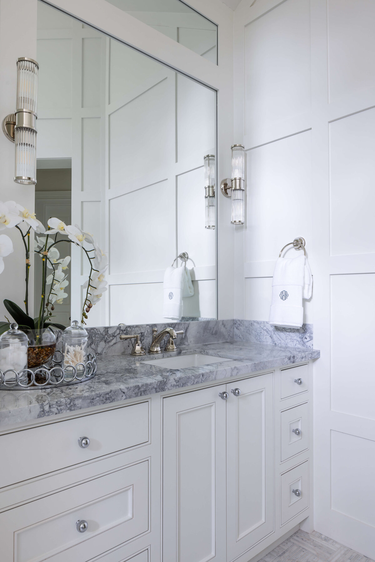 kyleen-bushroe-the-woodlands-bathroom-sink