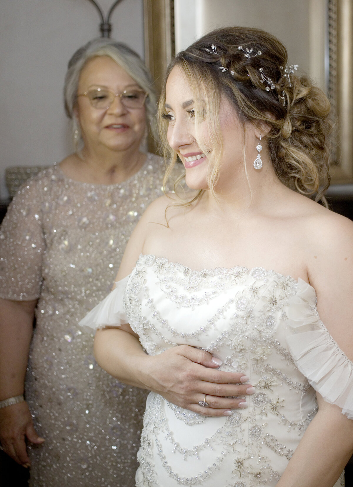 mother of the bride-lost mission-robin rogers photography-pre wedding ceremony-texas wedding photographer