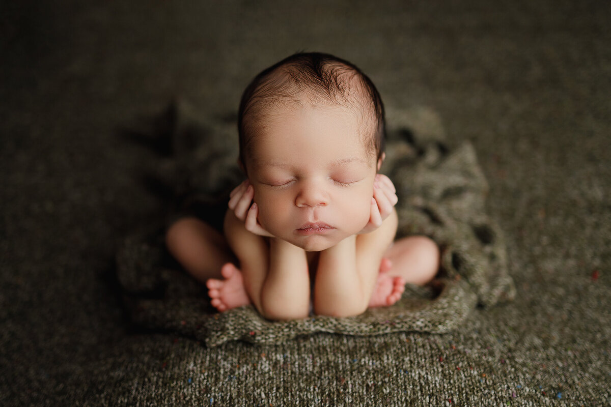 McDonough newborn photographer, Atlanta Newborn Photographer, Fayetteville newborn Photographer, Peachtree city newborn photographer, Hampton ga newborn photographer, marietta ga newborn photographer