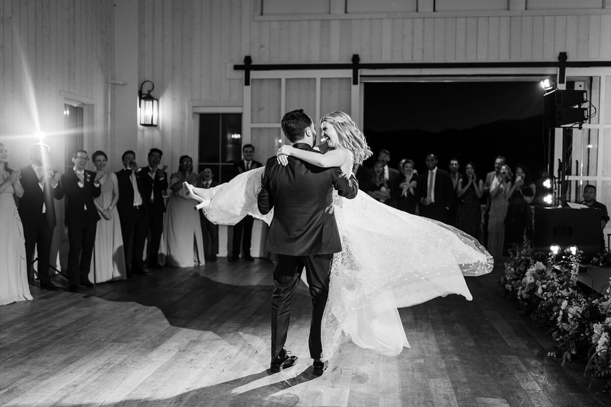 river-bottoms-ranch-september-fall-park-city-wedding-pepper-nix-2331-3302bw