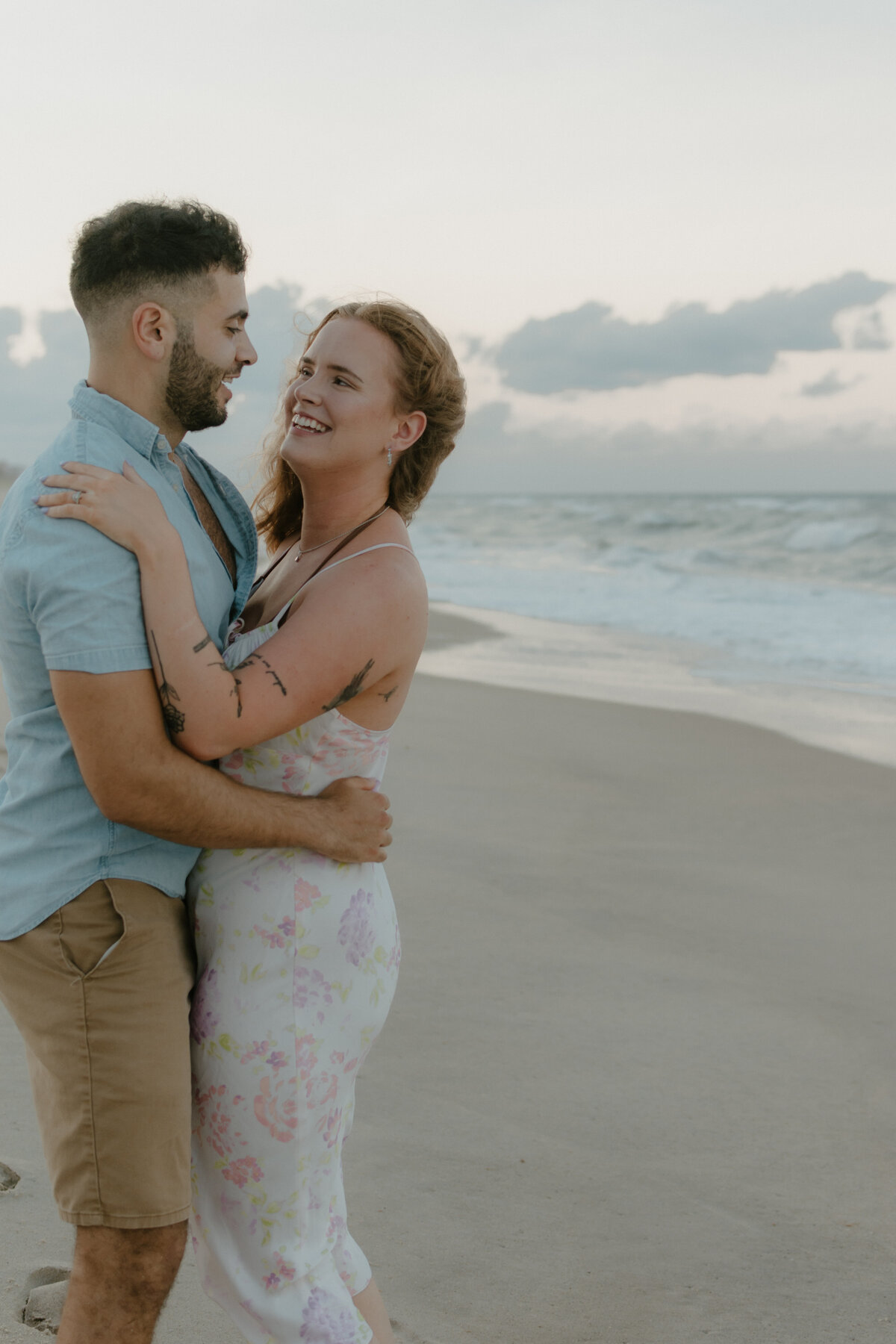 couples photos on the beach in florida