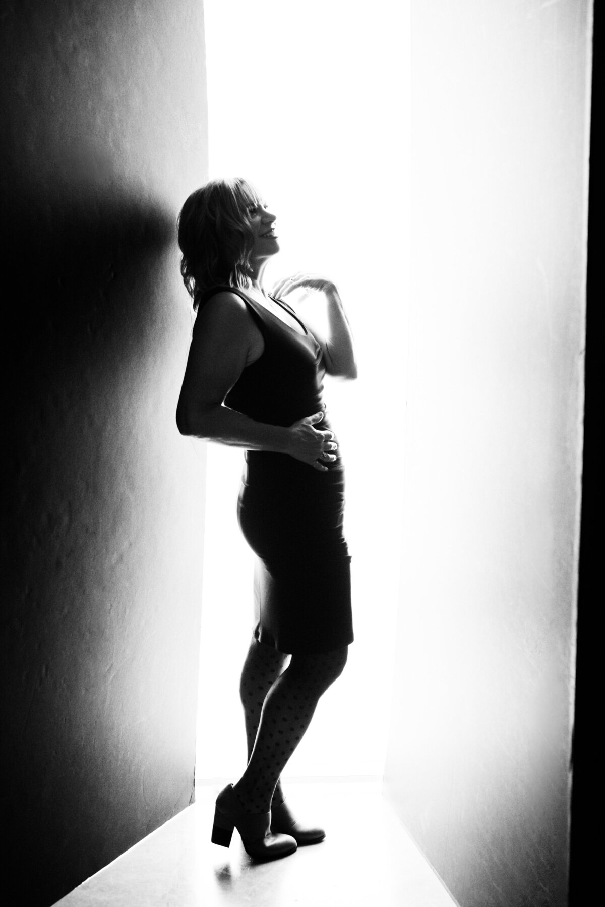 silhouette-of-woman