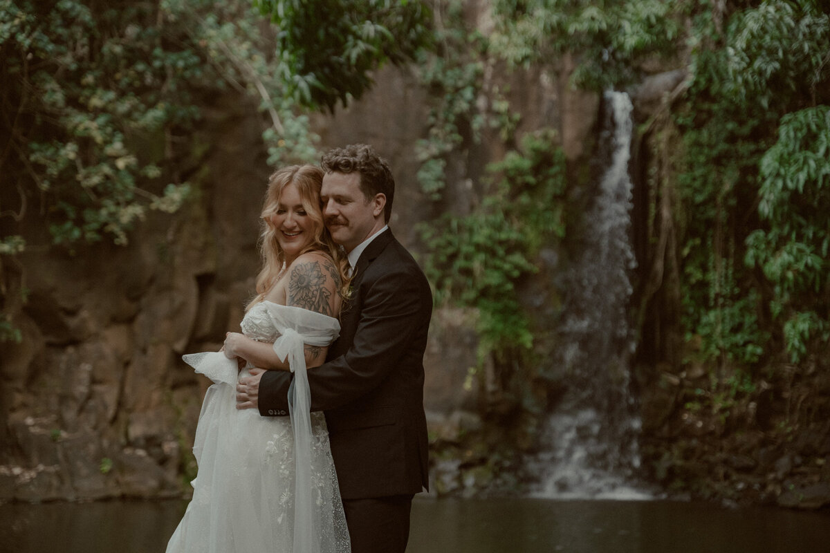Hawaii elopement photographer-003